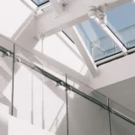 سقف زجاجي متحرك بالرياض تصميم وتركيب احترافي